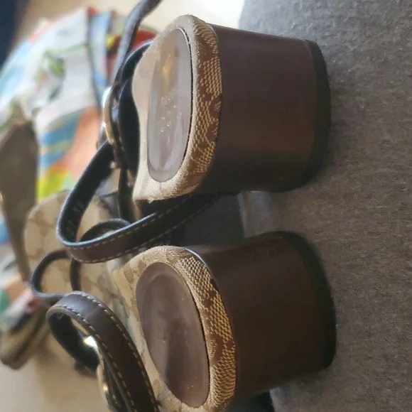 Gucci  flash sale $225 - Picture 5 of 8